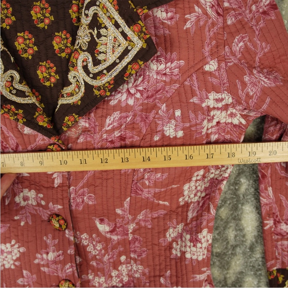 The J. Peterman Company Quilted Coat Jacket Womens Small Floral Embroidered EUC - Picture 16 of 16